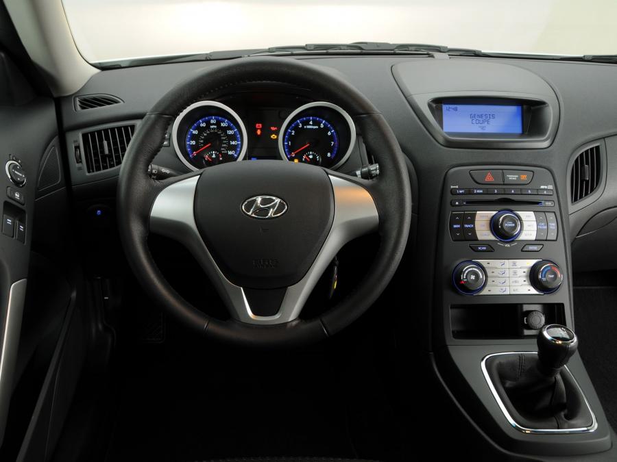  Hyundai Genesis Coupe R-Spec 2009 года  (фото 3 из 36)